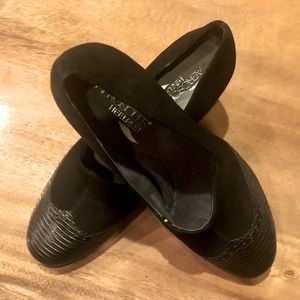 Womens Aerosoles Boxwood Chunky Heel Shoe Black Suede Leather 8